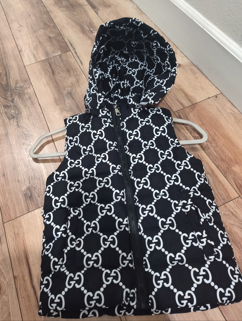 Pattern Black Vest with White Logo Pattern